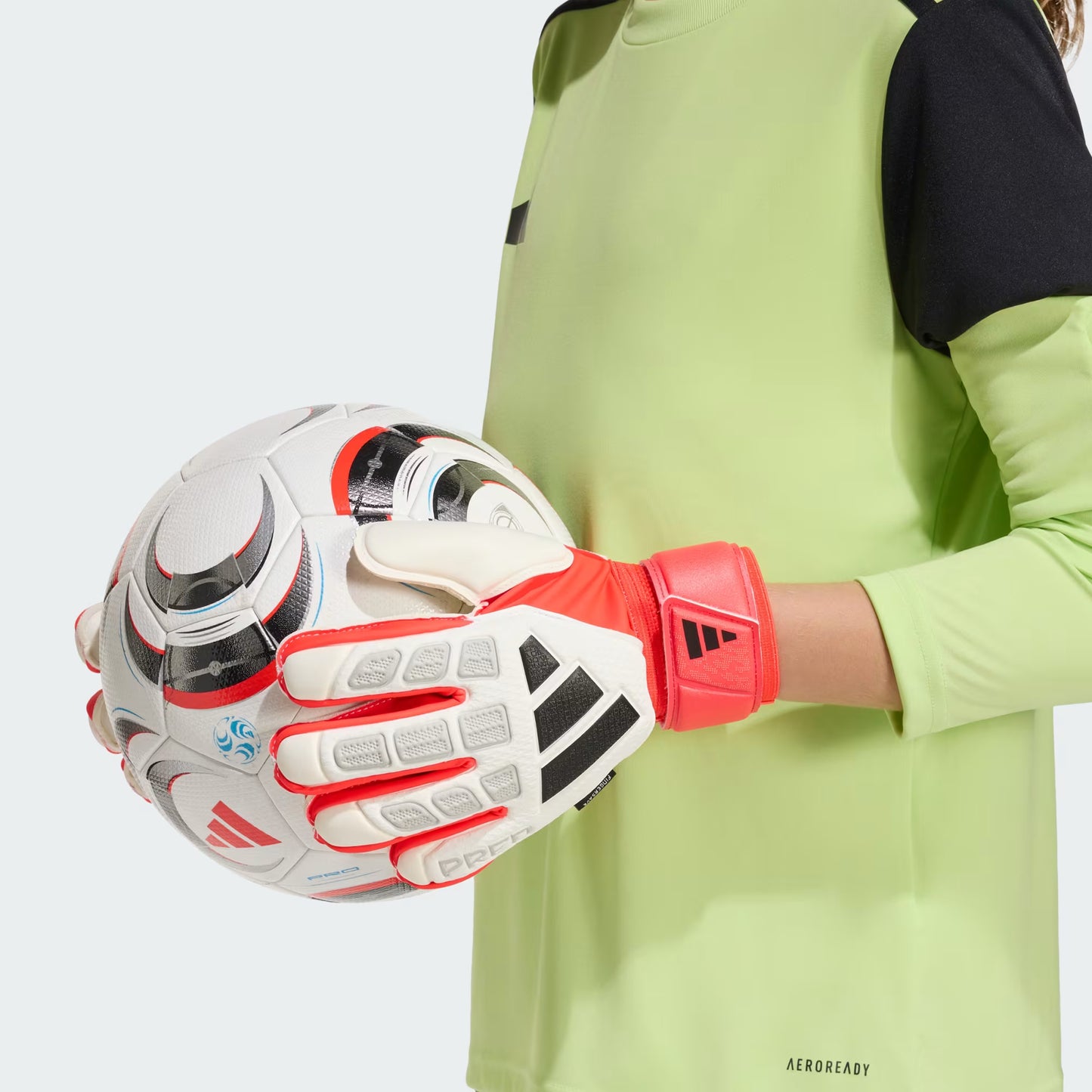 PREDATOR GOALKEEPER GLOVE MATCH FINGERSAVE JUNIOR