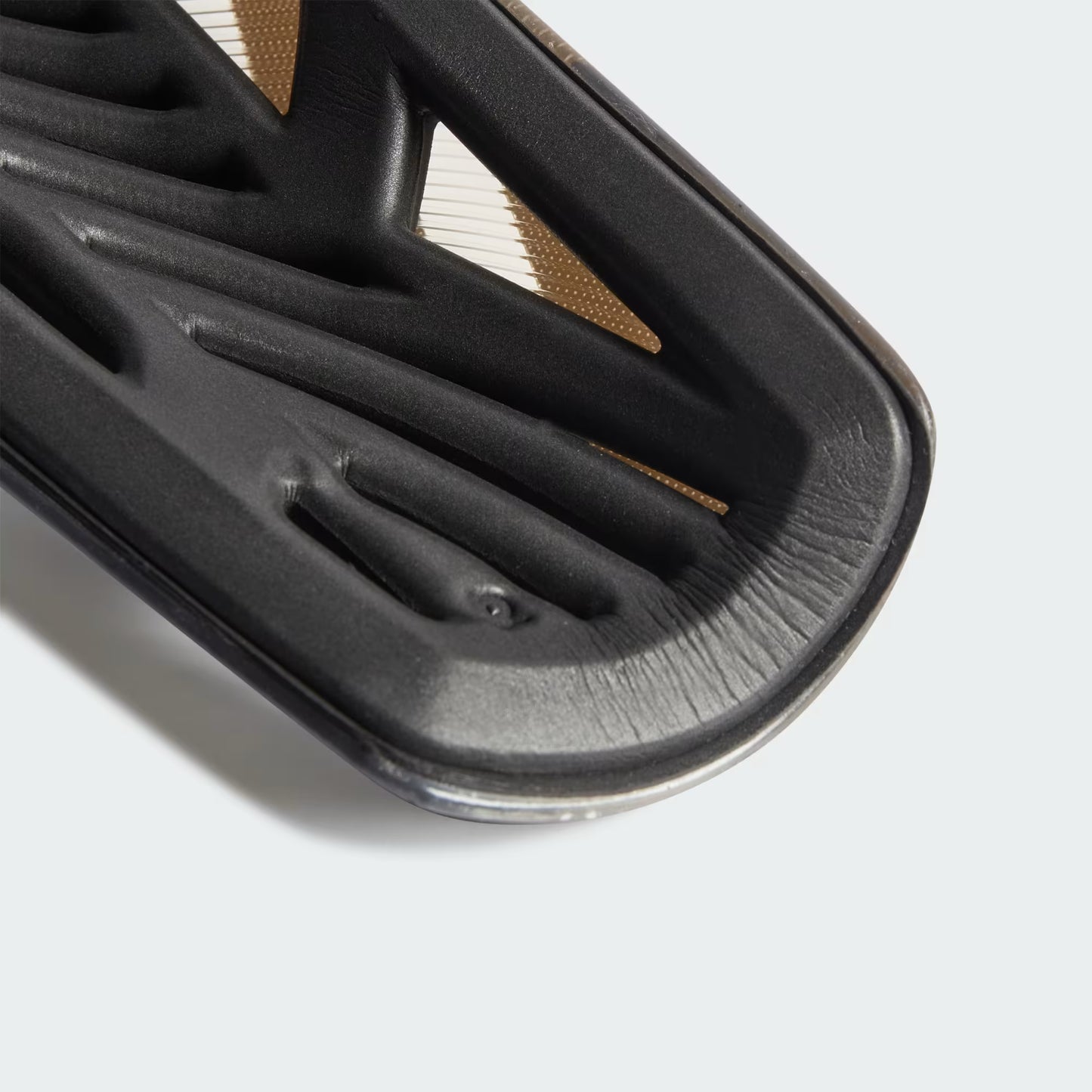 Tiro shin guard lge
