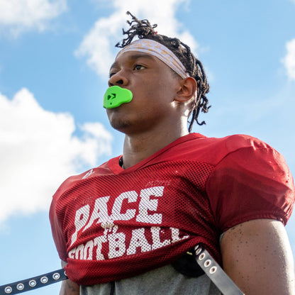 Hue Hot Green Football Mouthguard: Hot Green / Kids